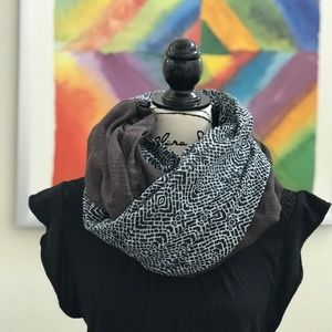 Black/White and Green/Red Infinity Scarf